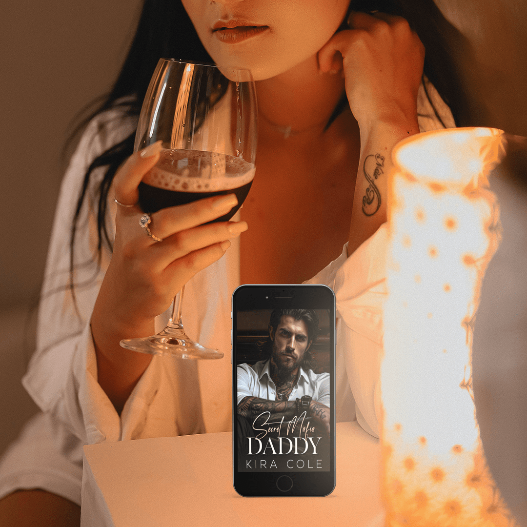 Secret Mafia Daddy Paperback